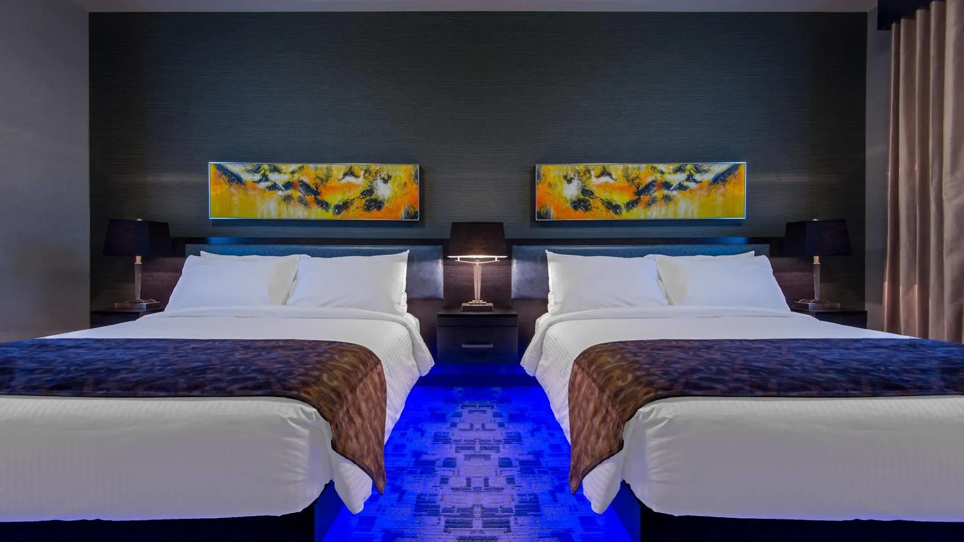 ****  Applause Hotel Calgary Airport By Clique Canada