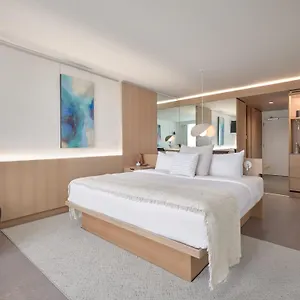 De L'ithq 4*, Montréal Kanada